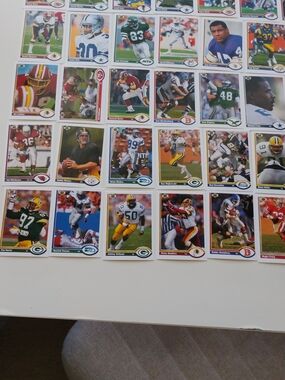 Collection Of 1991 Upper Deck Football Trading Cards